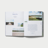 Aufgeschlagene Innenseiten von Take Me to the Lakes, Edition MÜNCHEN
