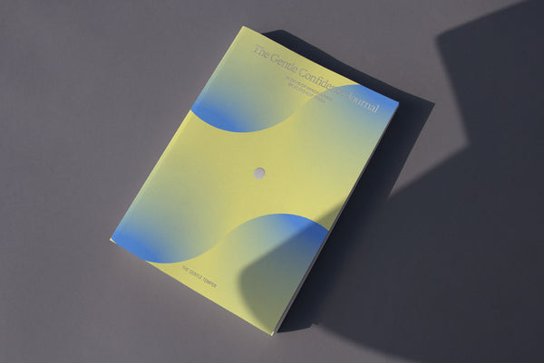 The Gentle Confidence Journal x Weekender Kerze
